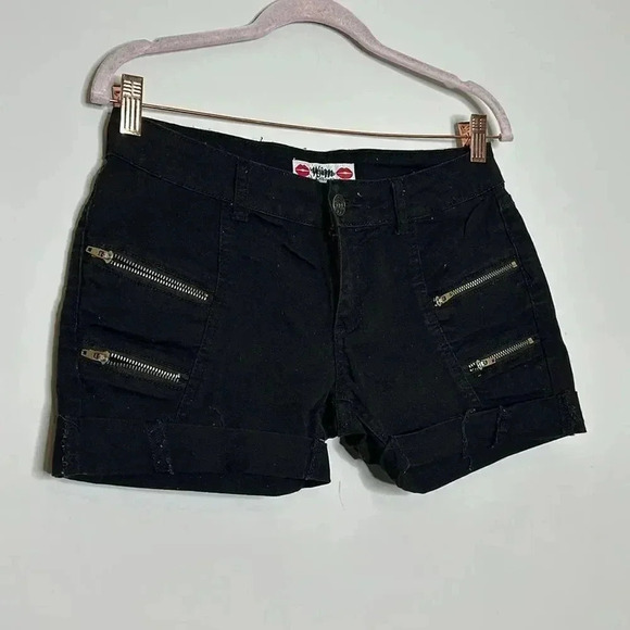WAM Black Juniors Shorts - Picture 3 of 7